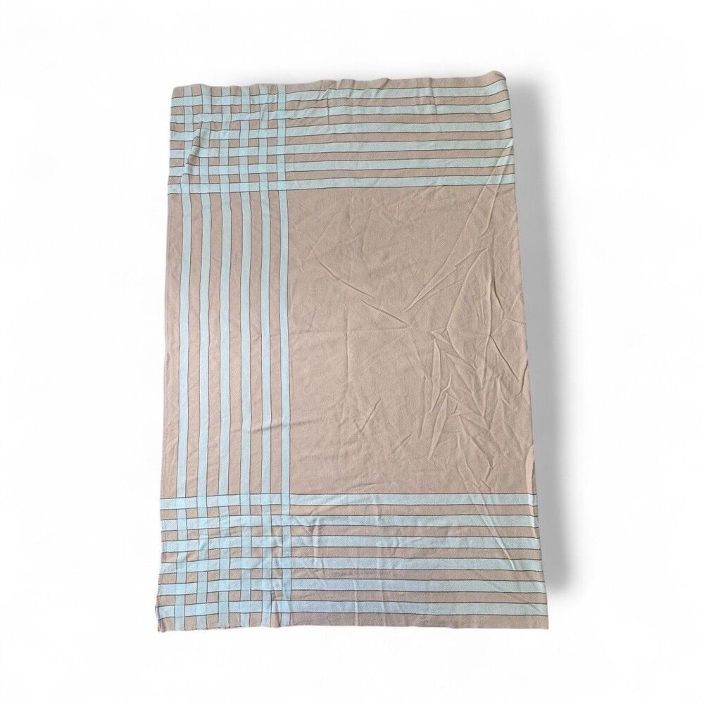 Vintage Simtex Peach Pink and white tablecloth 63”x47” Perfect Condition USA